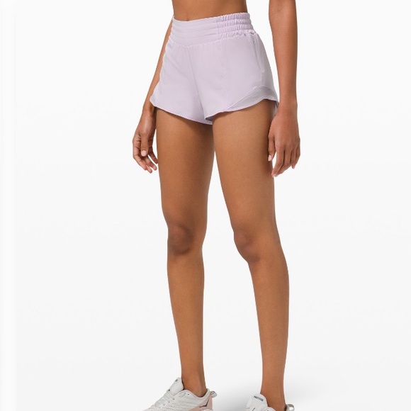lululemon athletica Pants - Lululemon Hotty Hot High-Ruse lined shirt 2.5”